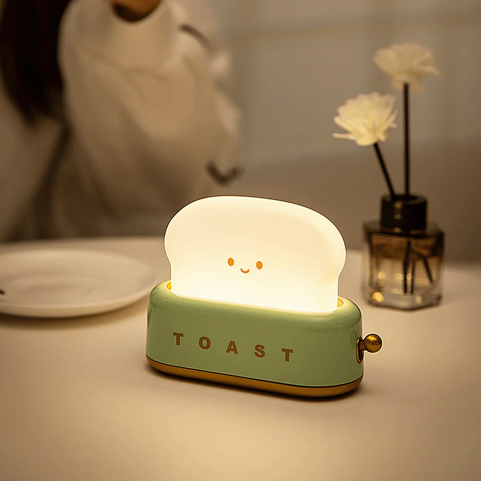 Cute Toaster Night Light – Rechargeable Toast Shape LED Bedside Lamp with Smile Face & Dimmable Warm Light